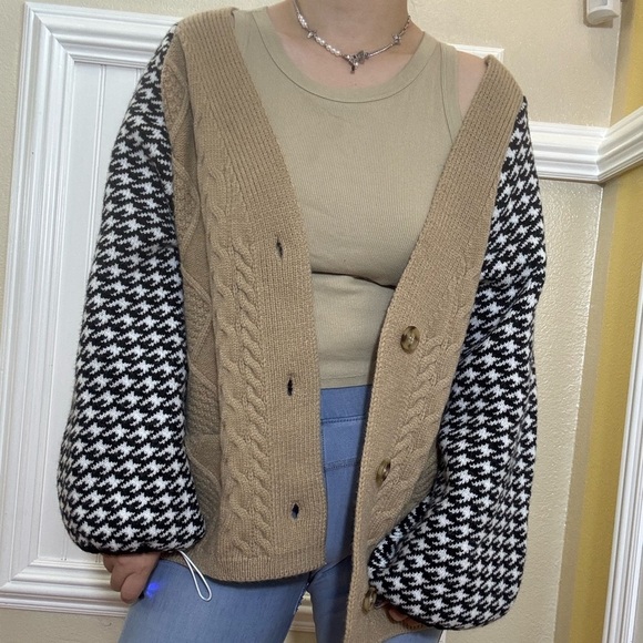 Tan and Black Houndstooth Women's Cardigan - Picture 10 of 10